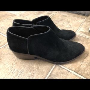 NWOB Lucky Brand Black Booties Size 9.5